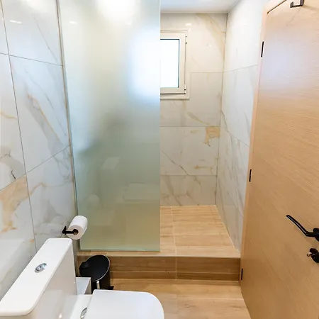 Апартаменты Premium In Louloudadika 7th Floor Views New Reno *